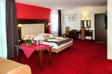 Фото номера Апартаменты Делюкс Отель Hotel Pikul г. Пулавы 4
